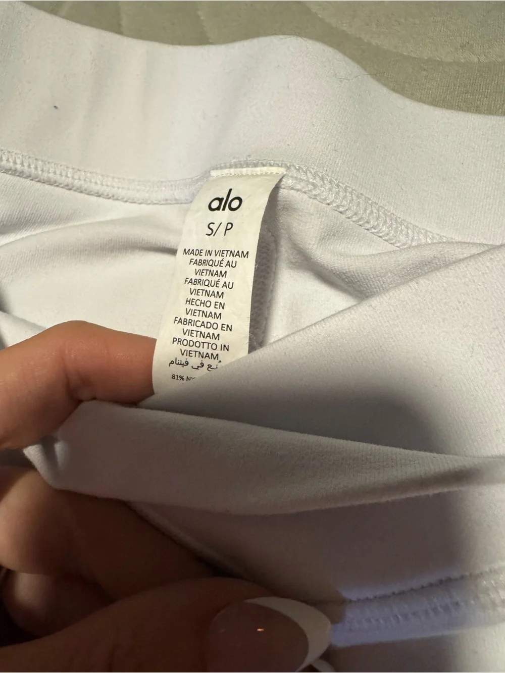 Alo white capris- Alo
